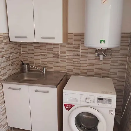 Three-bedroom In I 펜션 발라톤엘