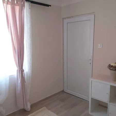 Three-bedroom In I 펜션 발라톤엘