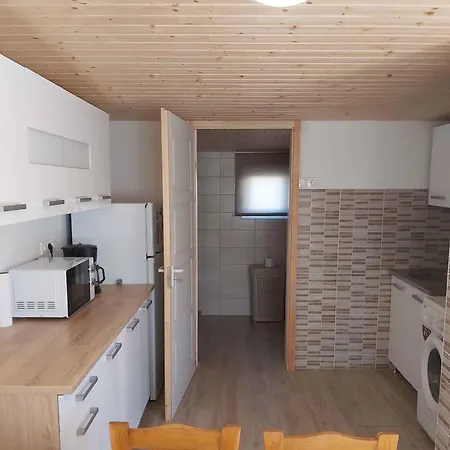 펜션 Three-bedroom In I 발라톤엘